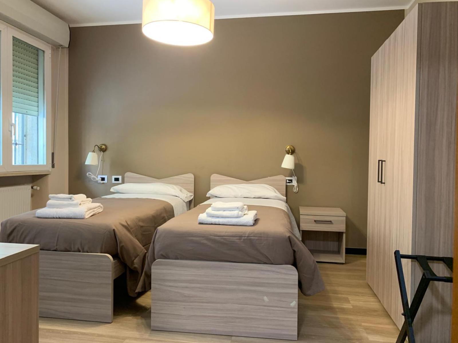 ג'נובה Albergo Locanda Diana מראה חיצוני תמונה
