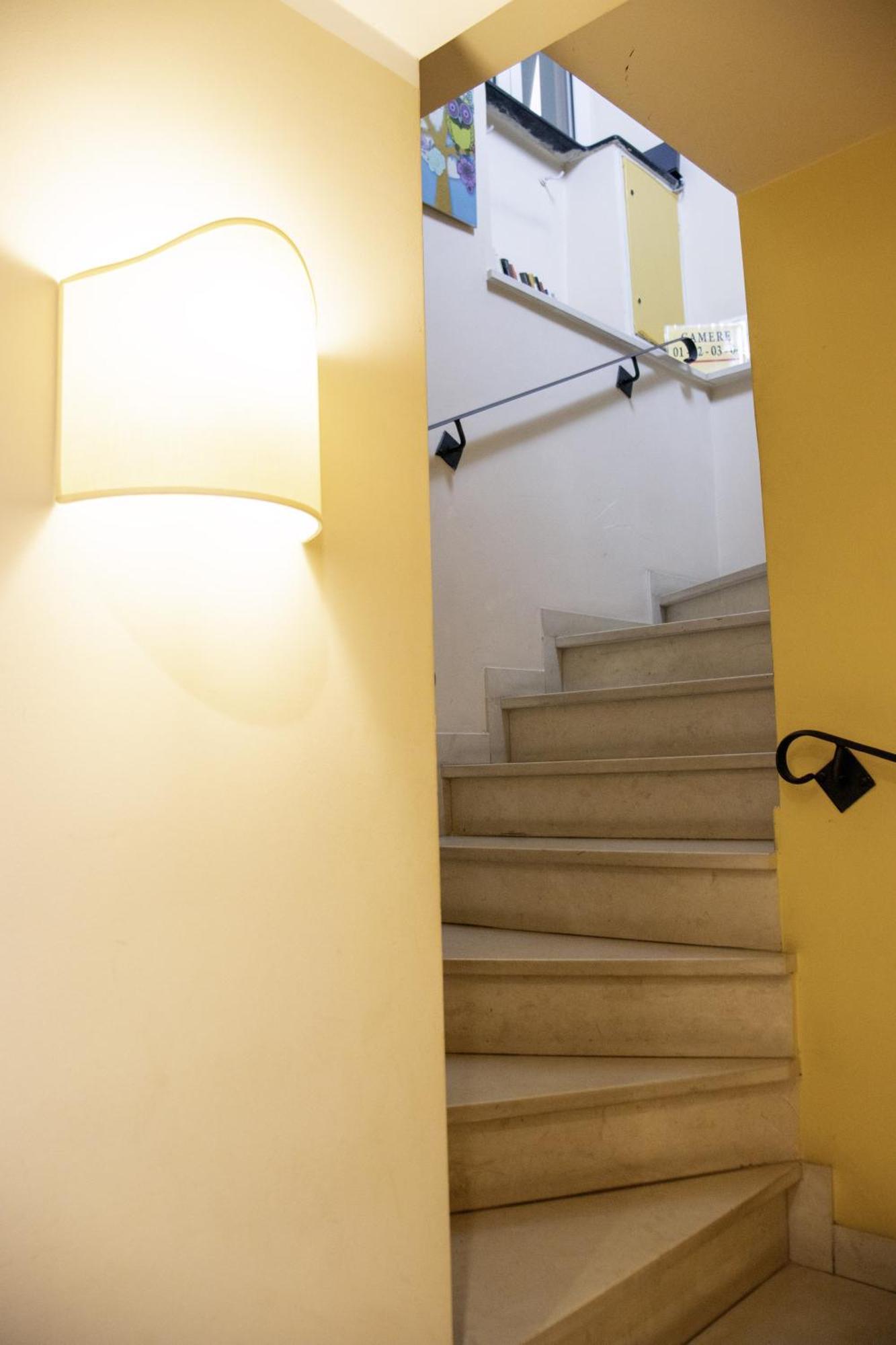 ג'נובה Albergo Locanda Diana מראה חיצוני תמונה