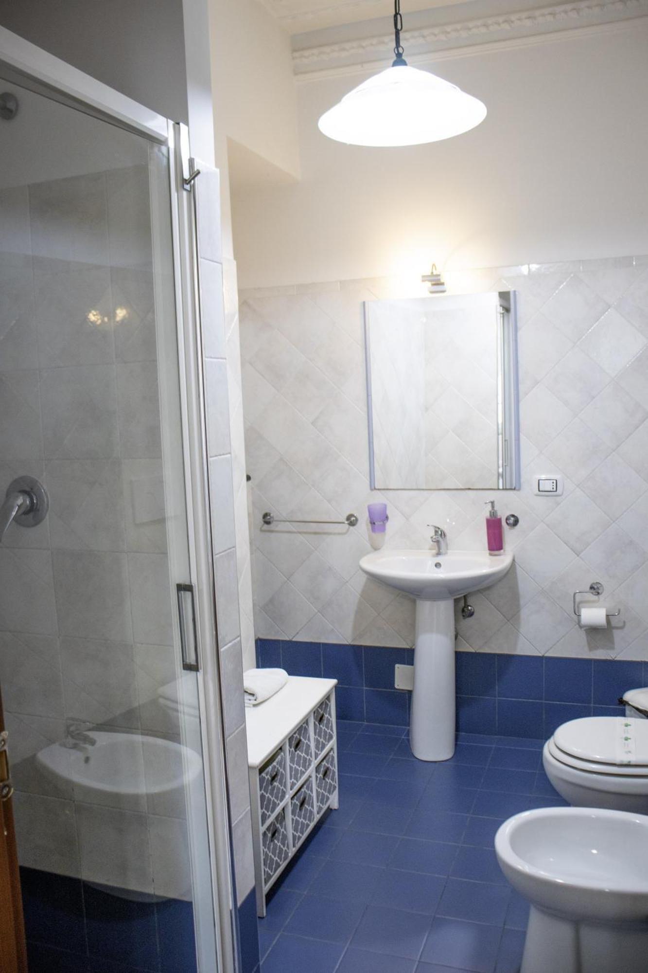 ג'נובה Albergo Locanda Diana מראה חיצוני תמונה