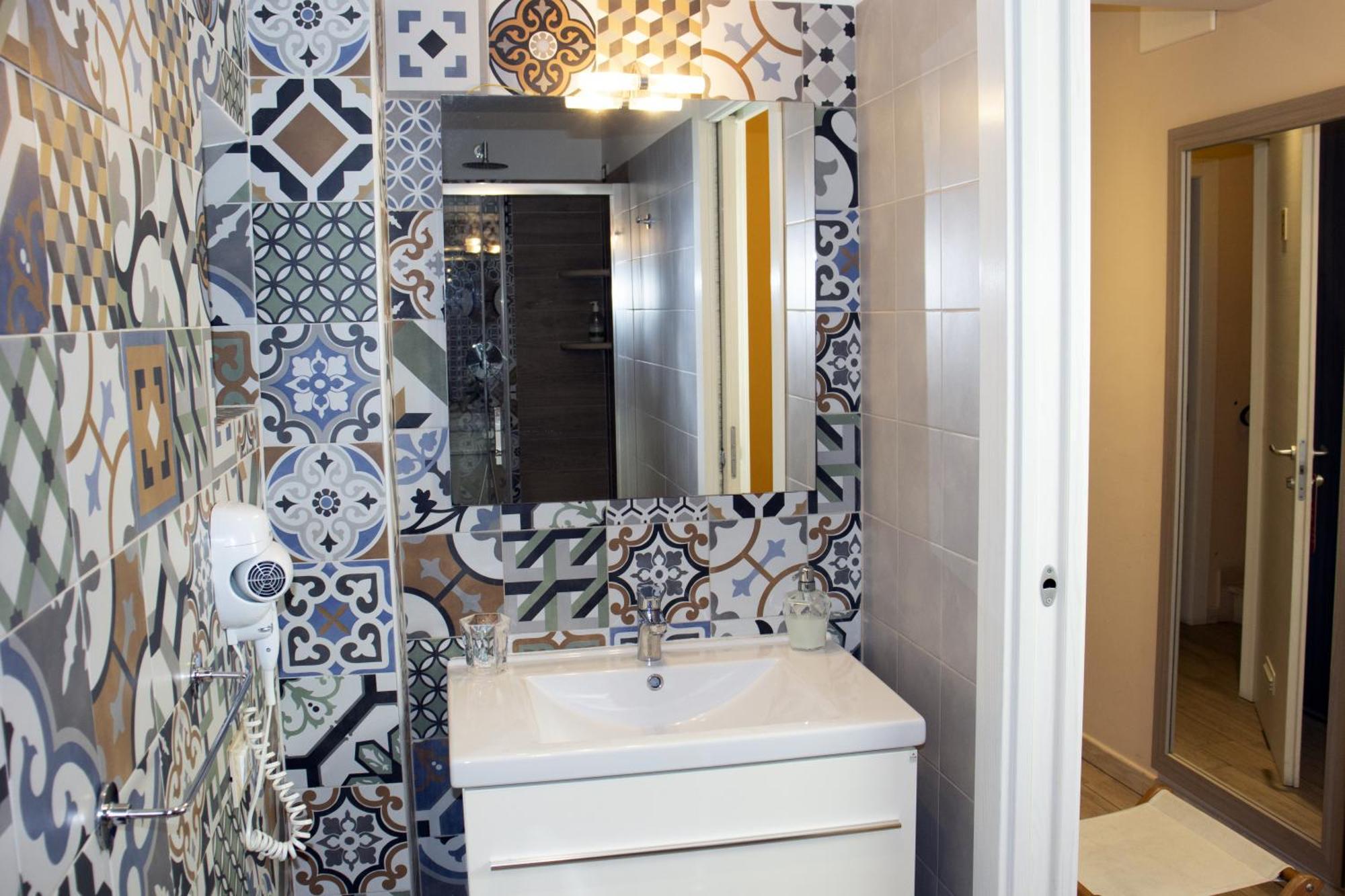 ג'נובה Albergo Locanda Diana מראה חיצוני תמונה