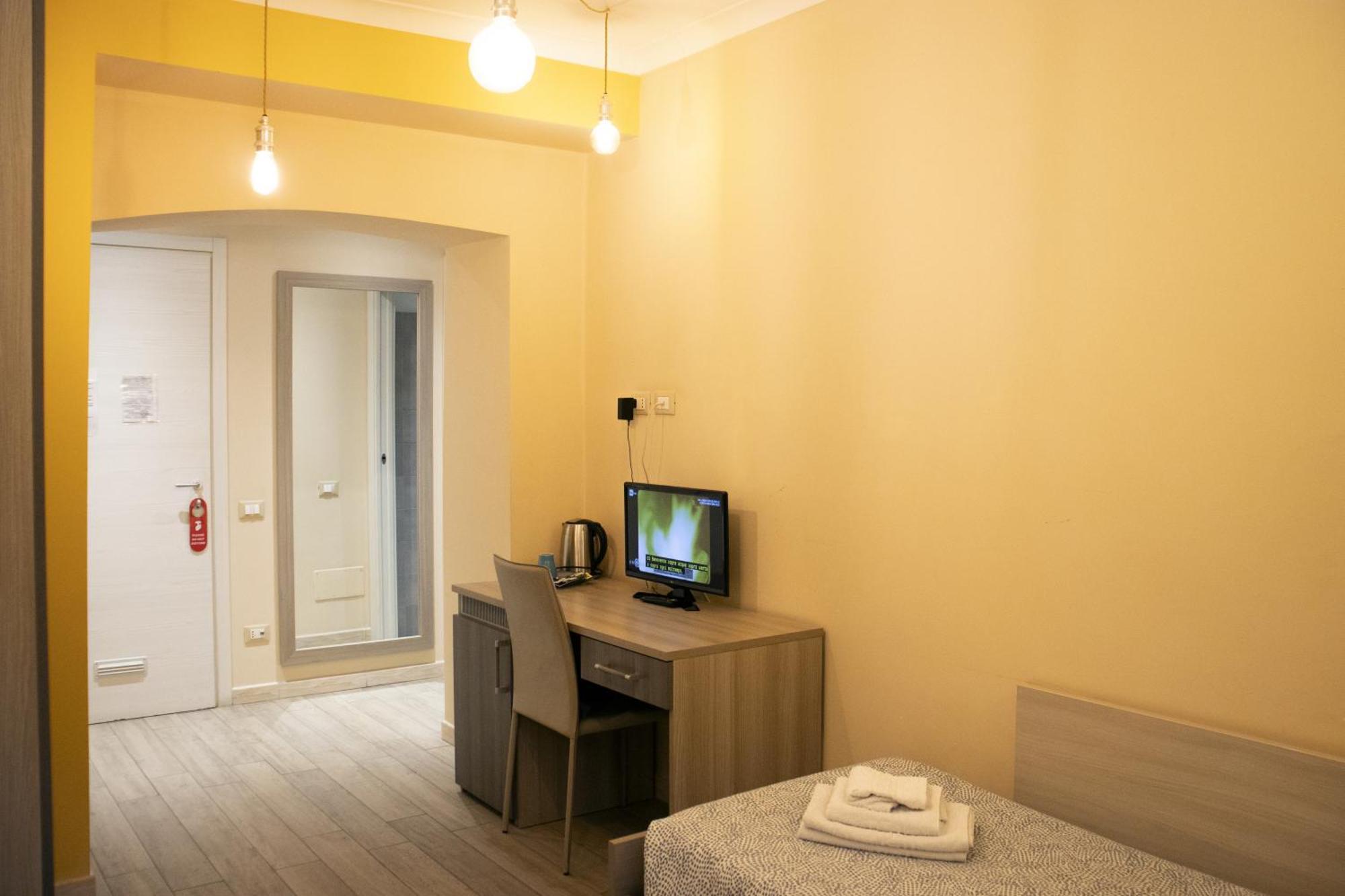 ג'נובה Albergo Locanda Diana מראה חיצוני תמונה