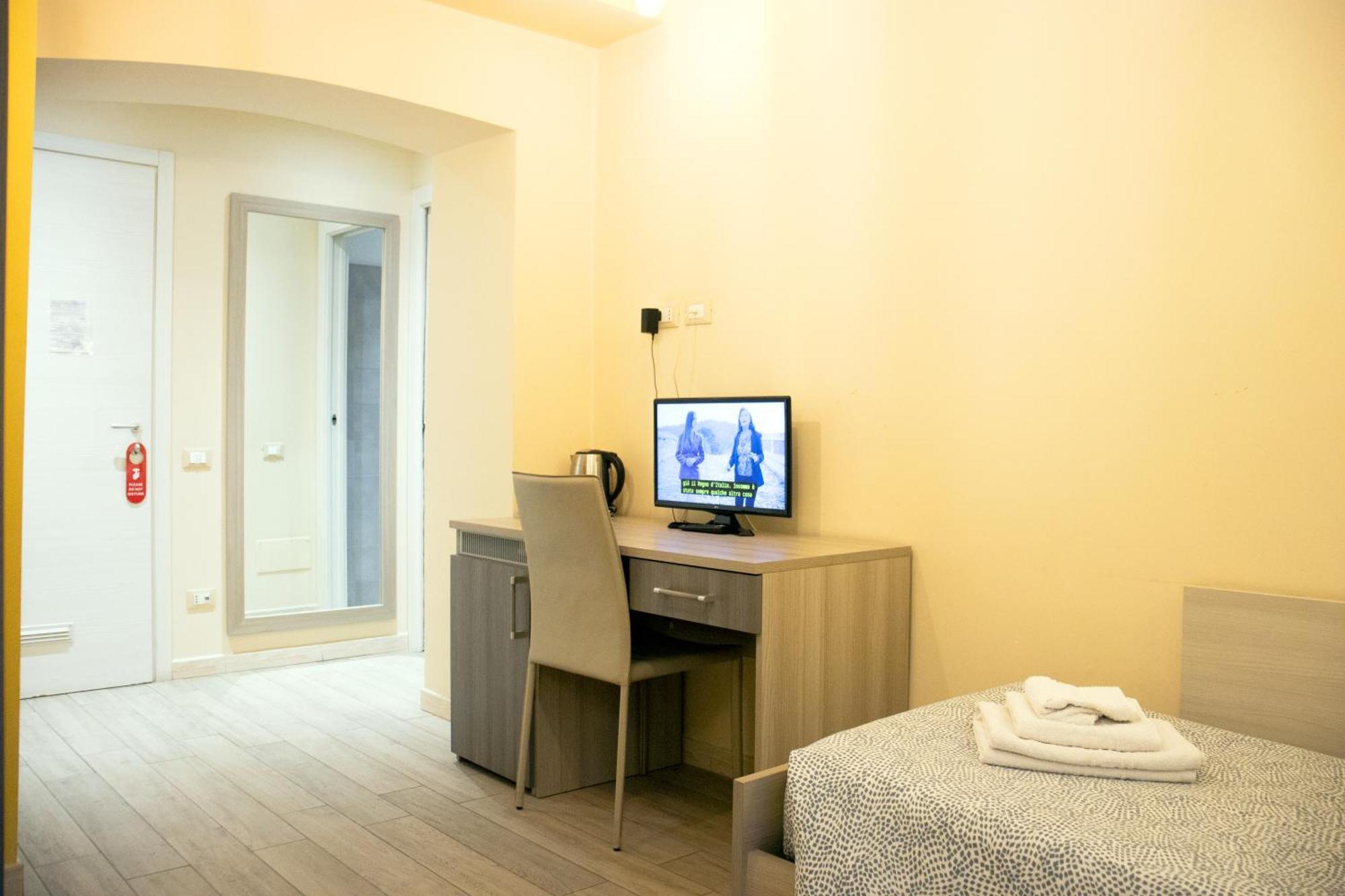 ג'נובה Albergo Locanda Diana מראה חיצוני תמונה